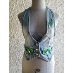 gilet jeans upcyclé personnalisé harry potter marque des ténèbres peinture